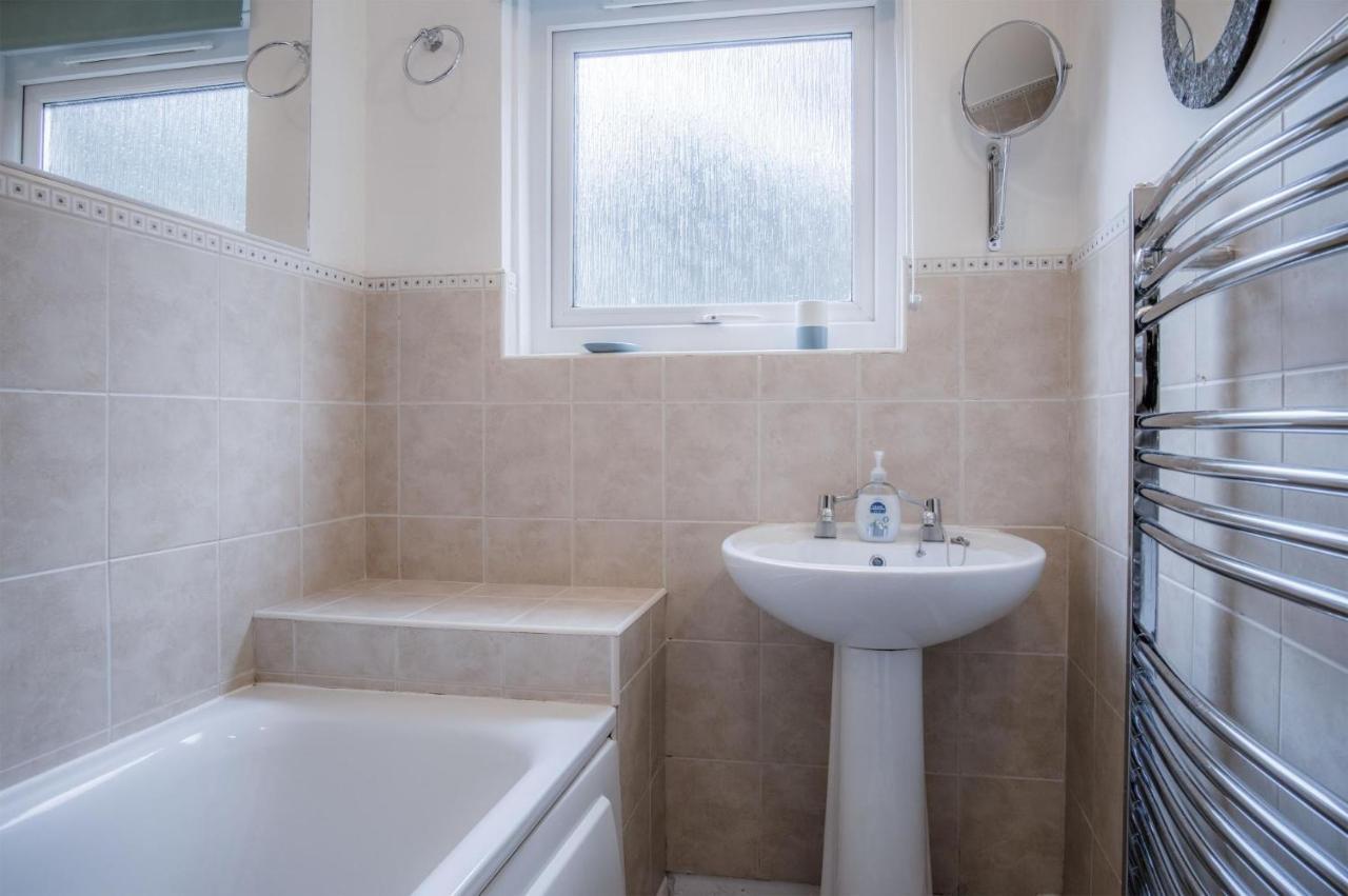 Glenvale - 2 Bedroom Apartment - Saundersfoot Extérieur photo